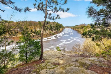 Experience the best of the Dells from your own private log cabin - photo 12