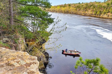 Experience the best of the Dells from your own private log cabin - photo 15