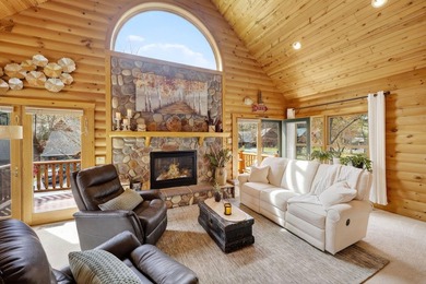 Experience the best of the Dells from your own private log cabin - photo 18