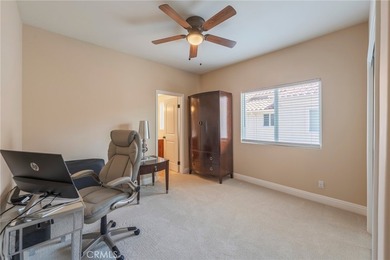 Beautiful move-in ready townhome located in a small development - photo 19