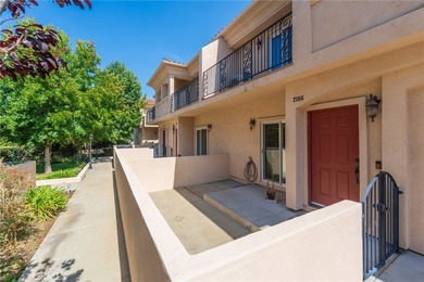 Beautiful move-in ready townhome located in a small development - photo 31