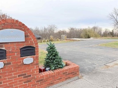 This prime piece of land located in a secluded subdivision - photo 1