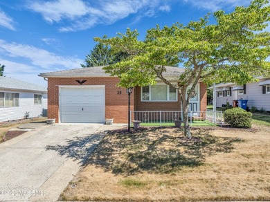 This sought-after Lakeview model is ready and waiting for its - photo 1