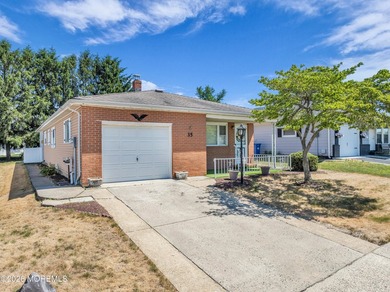 This sought-after Lakeview model is ready and waiting for its - photo 2