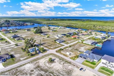 Located in the highly desirable NW Cape Coral area, this - photo 4