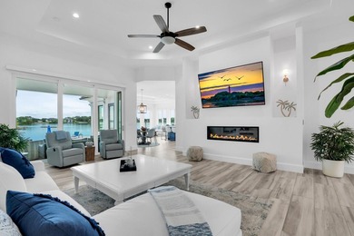 Jupiter's iconic *Home on the Point*, walk out sandbar access - photo 8