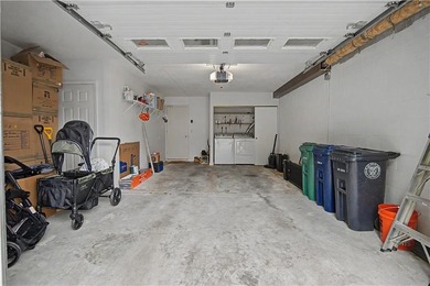 Welcome home to this beautifully maintained 2-bedroom, 2-bath - photo 4
