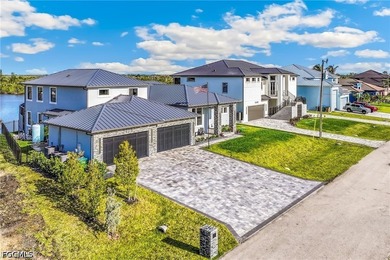 Located in the highly desirable NW Cape Coral area, this lot - photo 9