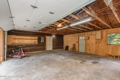 Welcome to your private slice of country paradise. Nestled on 39 - photo 22