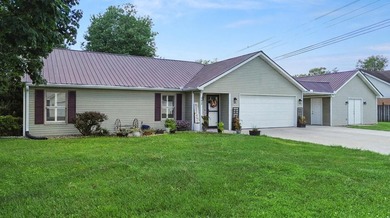 Beautifully updated 3-bedroom, 2-bath home with a spacious bonus - photo 1