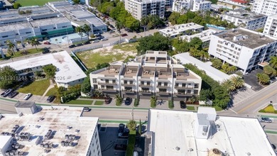 Expansive 15,156 SF triangular lot centrally located in Bay - photo 4