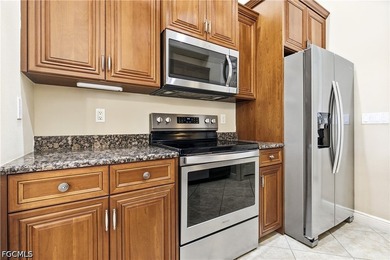 Just Reduced! Don't miss this outstanding 4 Bed / 2 Bath Gulf - photo 7