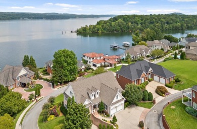 Lake Home For Sale in Chattanooga, Tennessee