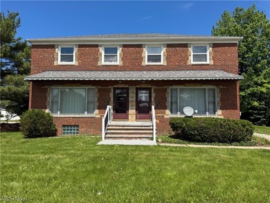 Investor opportunity in the heart of Euclid! This - photo 1