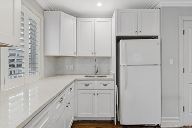 Set in the heart of the highly desirable West End, just 1,300 - photo 25