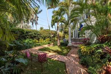 Experience the grandeur of this exceptional six bedroom, five - photo 9
