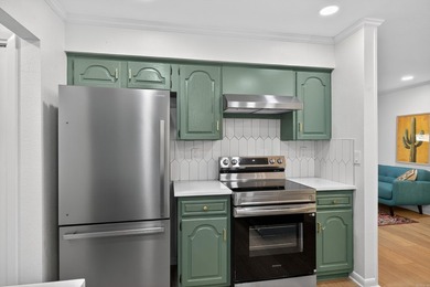 Fully Remodeled, New HVAC and Move-In Ready with a Private - photo 7