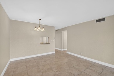 Best Value in Village Royale on the Green - Renovated, Move In - photo 13