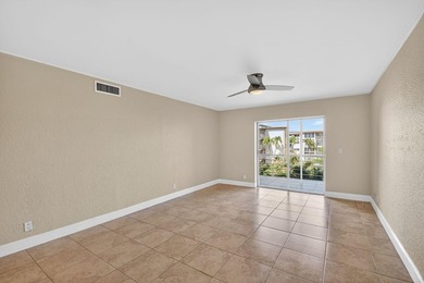Best Value in Village Royale on the Green - Renovated, Move In - photo 14