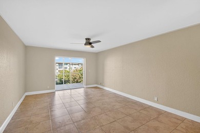 Best Value in Village Royale on the Green - Renovated, Move In - photo 15
