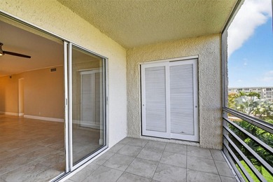 Best Value in Village Royale on the Green - Renovated, Move In - photo 20