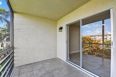 Best Value in Village Royale on the Green - Renovated, Move In - photo 22