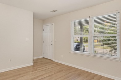 Welcome home to this charming 2-bedroom, 1.5- bath townhome in - photo 4