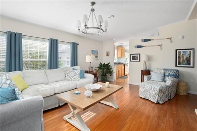 **55+ COMMUNITY! ALL OCCUPANTS MUST BE 55 OR OLDER** Welcome to - photo 7