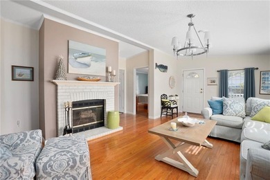 **55+ COMMUNITY! ALL OCCUPANTS MUST BE 55 OR OLDER** Welcome to - photo 10