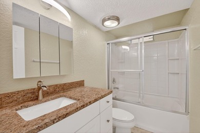 Best Value in Village Royale on the Green - Renovated, Move In - photo 37