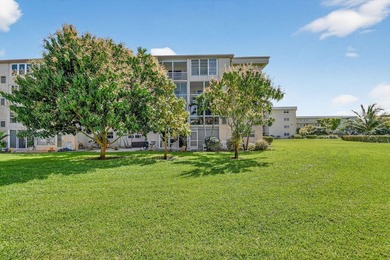 Best Value in Village Royale on the Green - Renovated, Move In - photo 43