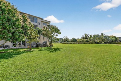 Best Value in Village Royale on the Green - Renovated, Move In - photo 44