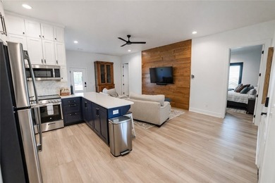 Experience lakefront living in this 2024 custom Beaver Lake - photo 47