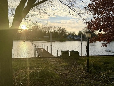 Life is Better on the Fox River! Welcome to this beautifully - photo 48