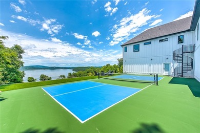 Experience lakefront living in this 2024 custom Beaver Lake - photo 51