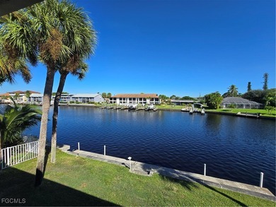 Cape Coral Lakes Area Condo For Sale in Cape Coral Florida