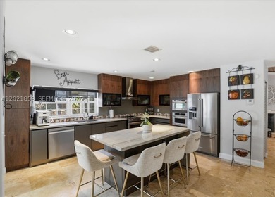 Executive home presented in the sought after neighborhood of The - photo 17