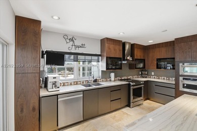 Executive home presented in the sought after neighborhood of The - photo 18