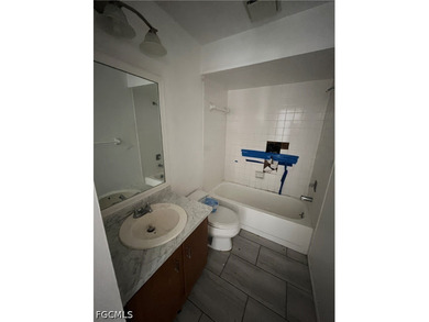 Unlock a rare investment opportunity with this unique 4-unit - photo 4