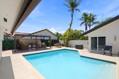 Executive home presented in the sought after neighborhood of The - photo 44