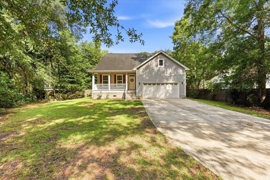 Welcome to 3584 Berryhill Road -- adorable 3-bedroom, 2.5-bath - photo 4