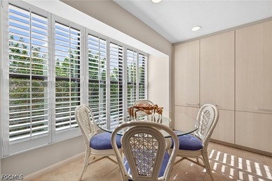 Elevated, impeccably maintained, and built with exceptional - photo 10