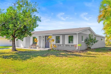 Welcome to 2514 SE 26th Ave, a move-in ready gem in desirable - photo 4