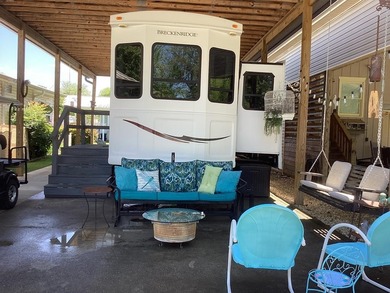 Hiawassee River Home For Sale in Hiawassee Georgia