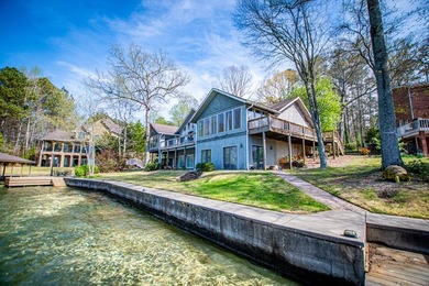 Experience the best of lake life in this stunning 5,000 sq ft - photo 20