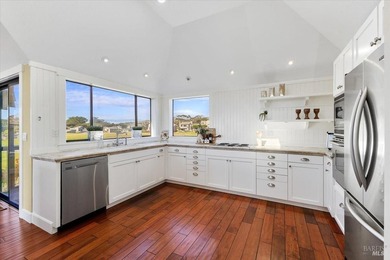 Experience the ultimate coastal retreat in beautiful Bodega Bay - photo 6