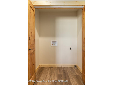 Experience maintenance-free living in this beautifully remodeled - photo 27
