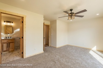 Experience maintenance-free living in this beautifully remodeled - photo 32