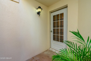 Live where every day feels like a beach day! This 3-bed, 2 - photo 3