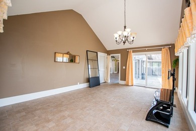 Experience the best of lake life in this stunning 5,000 sq ft - photo 48